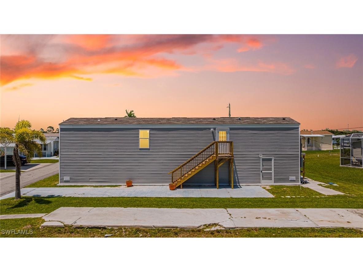 20751 Garden Drive Estero FL 33928 225050516 image2