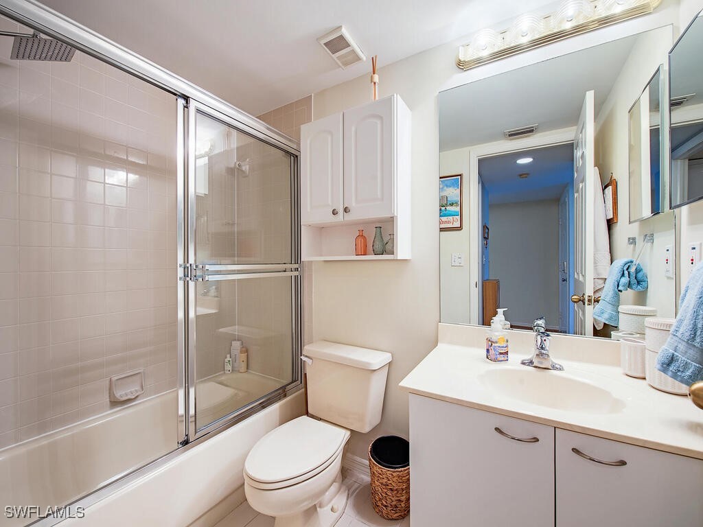 208 Furse Lakes Circle #D6 Naples FL 34104 225046601 image6