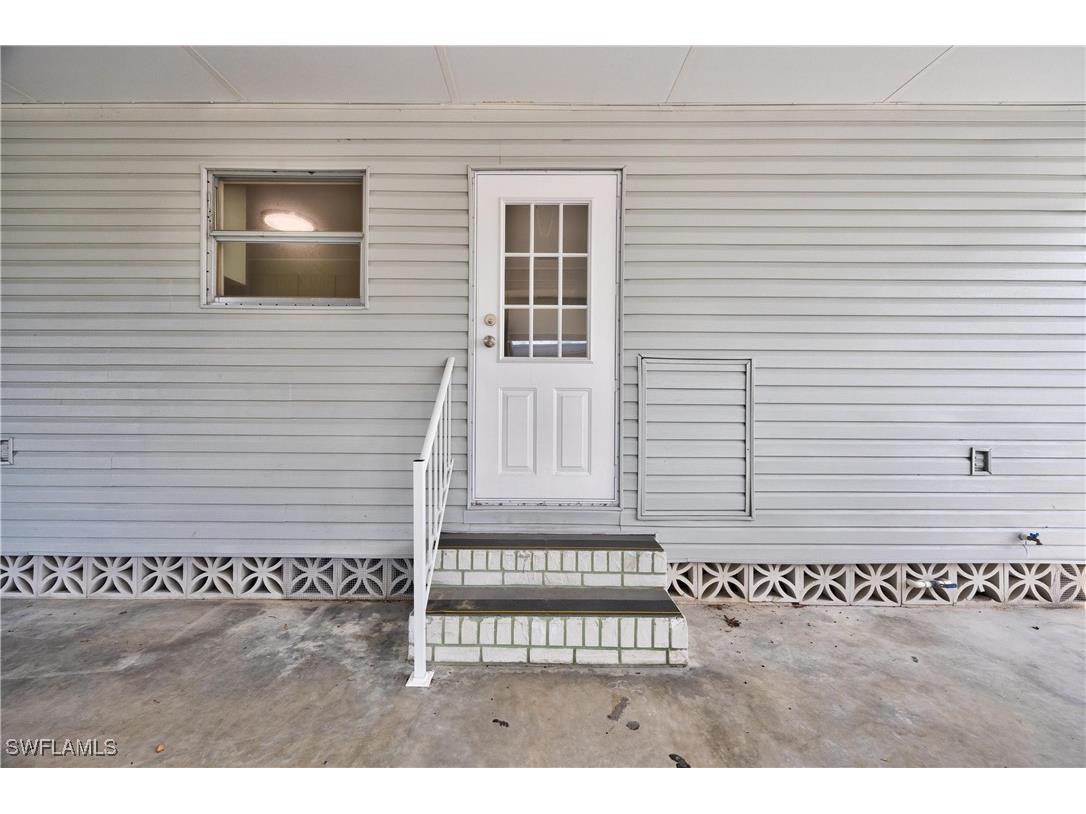 208 Nicklaus Boulevard North Fort Myers FL 33903 225046482 image7