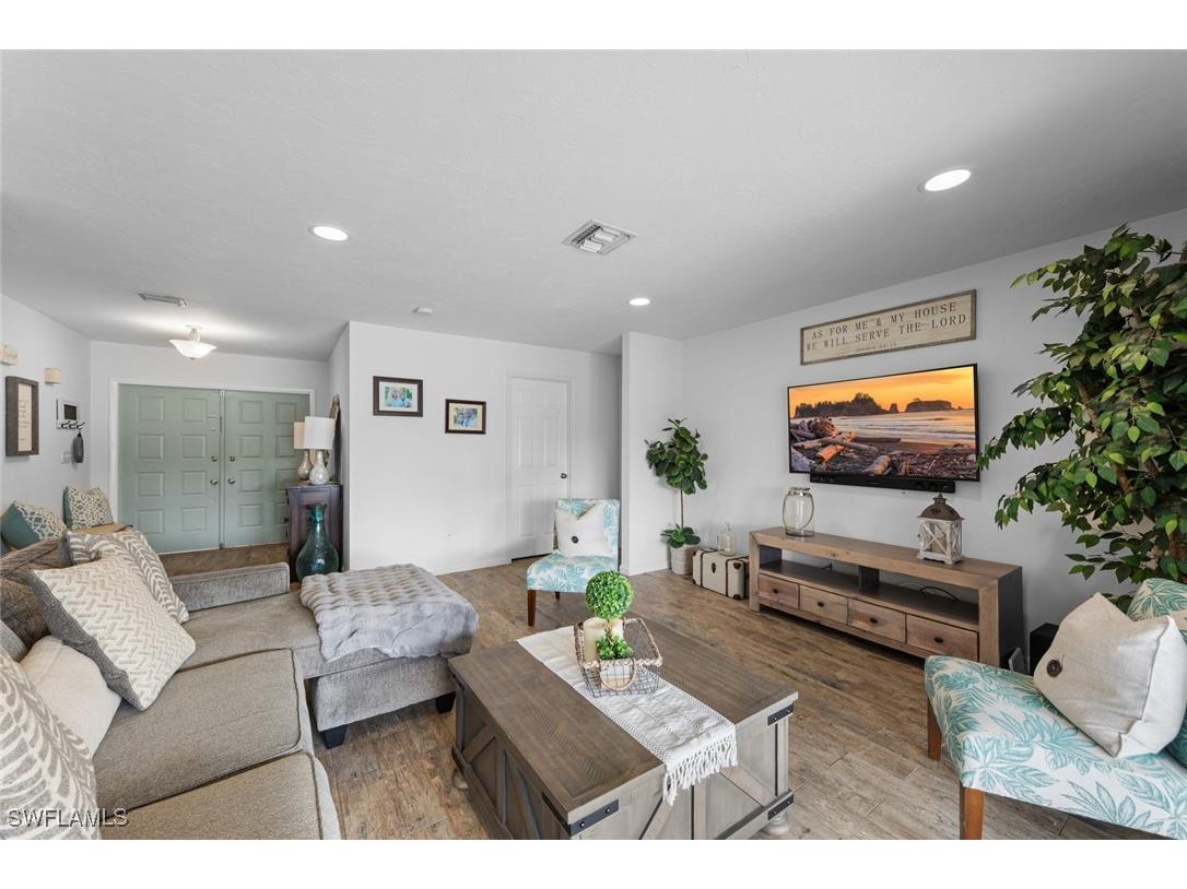 2080 39th Street SW Naples FL 34117 225044193 image7