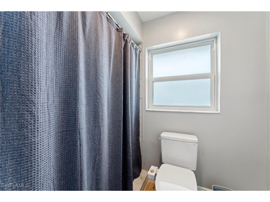 2084 Coral Point Drive Cape Coral FL 33990 225018099 image18