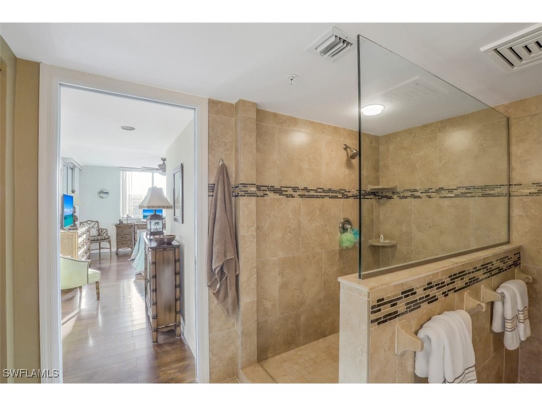 21 Bluebill Avenue #B401 Naples FL 34108 225041514 image16