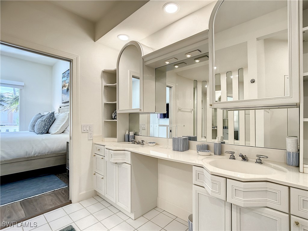 21 Casa Mar Lane #21 Naples FL 34103 225050509 image32