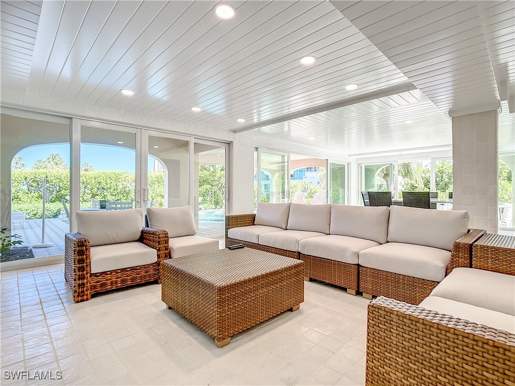 21 Casa Mar Lane #21 Naples FL 34103 225050509 image42