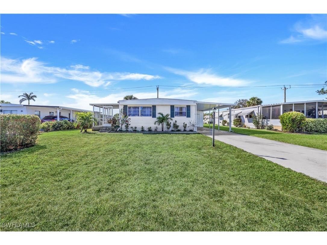 21 Le Mans Drive N Naples FL 34112 225044185 image1