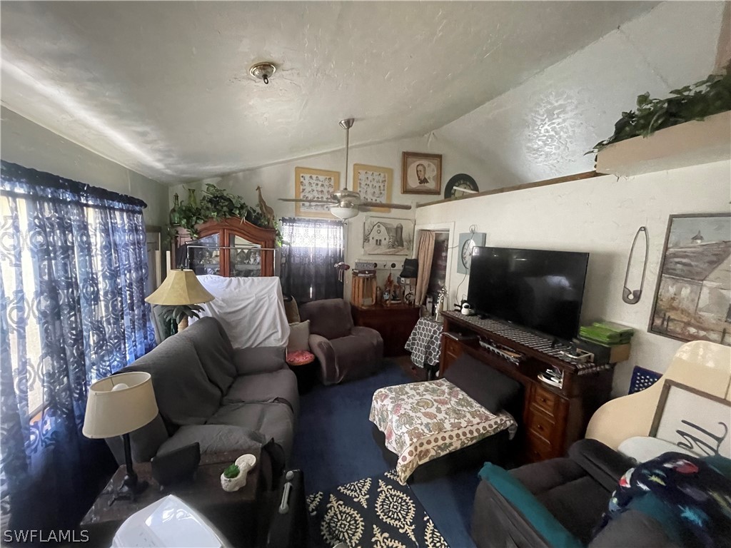 2105 Carrell Road Fort Myers FL 33901 224061946 image13