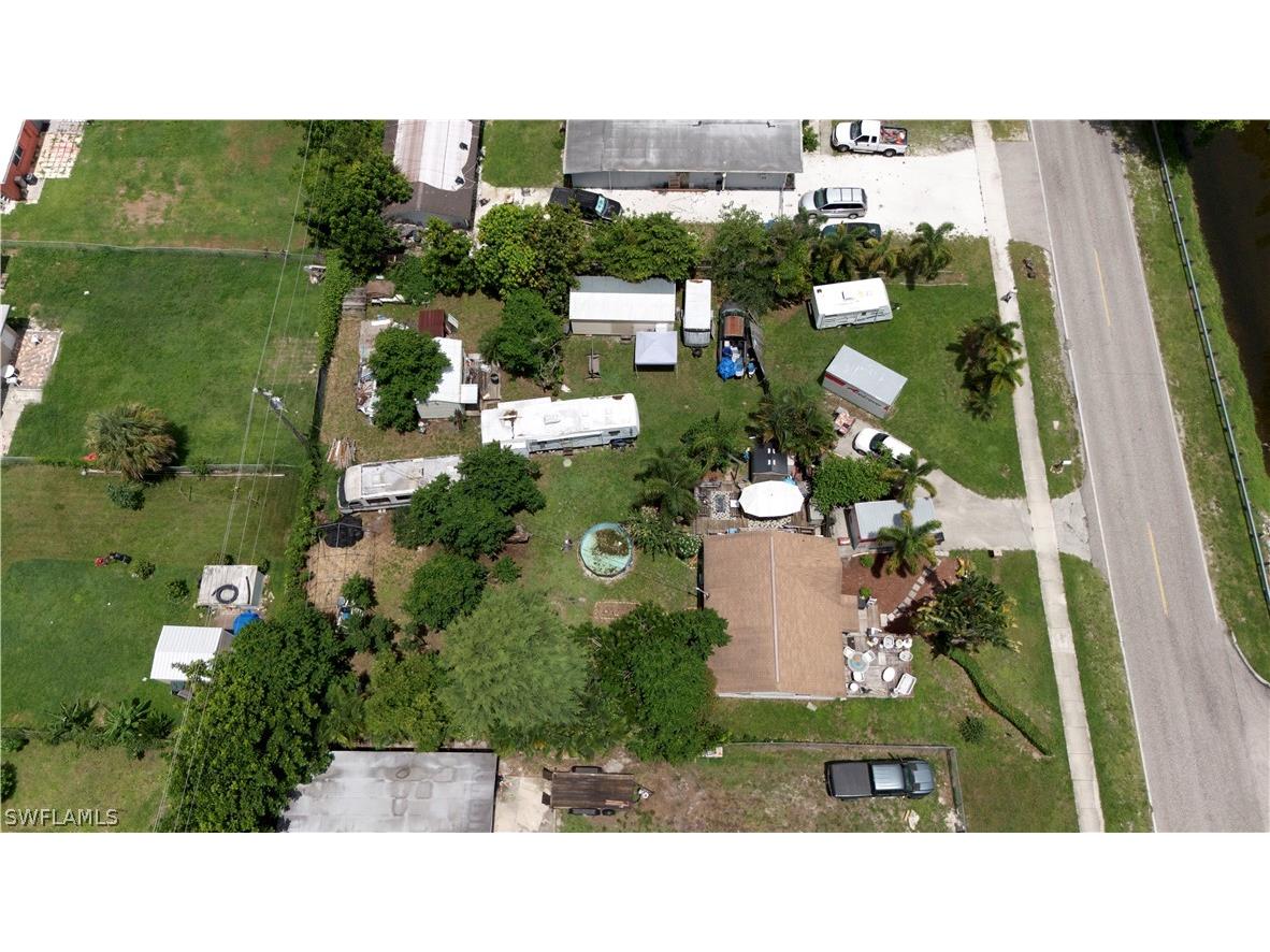 2105 Carrell Road Fort Myers FL 33901 224061946 image4