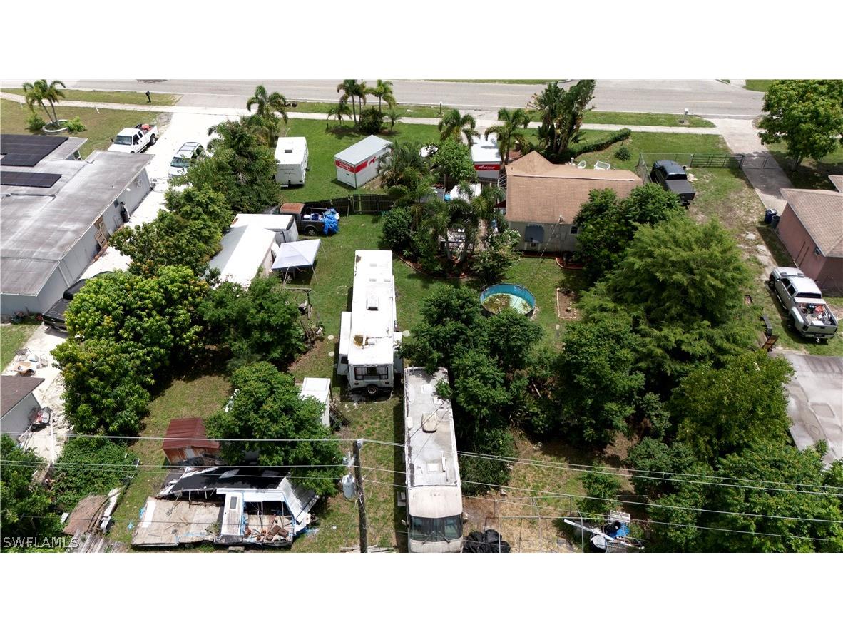 2105 Carrell Road Fort Myers FL 33901 224061946 image7