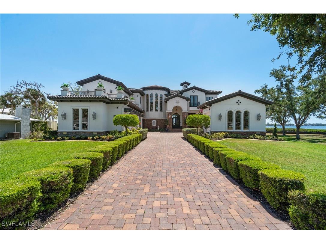 2107 4th Street Court W Palmetto FL 34221 225041436 image1