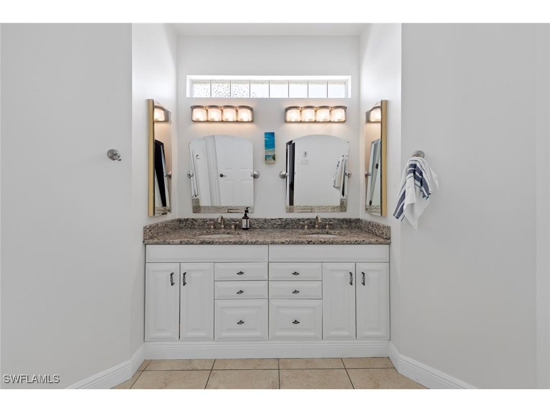 2107 Saint Croix Avenue Fort Myers FL 33905 225036298 image20