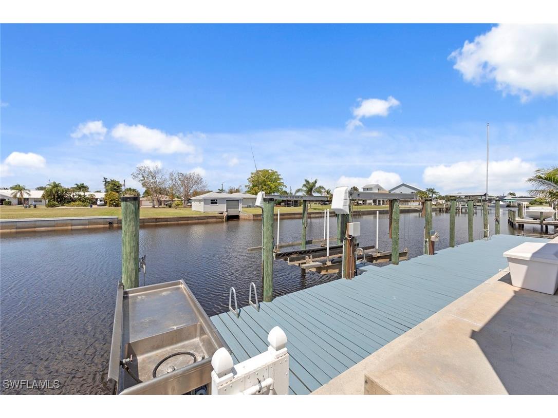 2107 Saint Croix Avenue Fort Myers FL 33905 225036298 image39