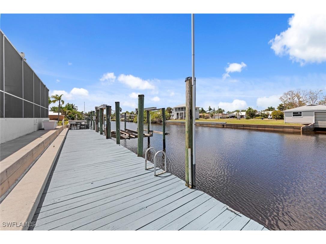 2107 Saint Croix Avenue Fort Myers FL 33905 225036298 image42