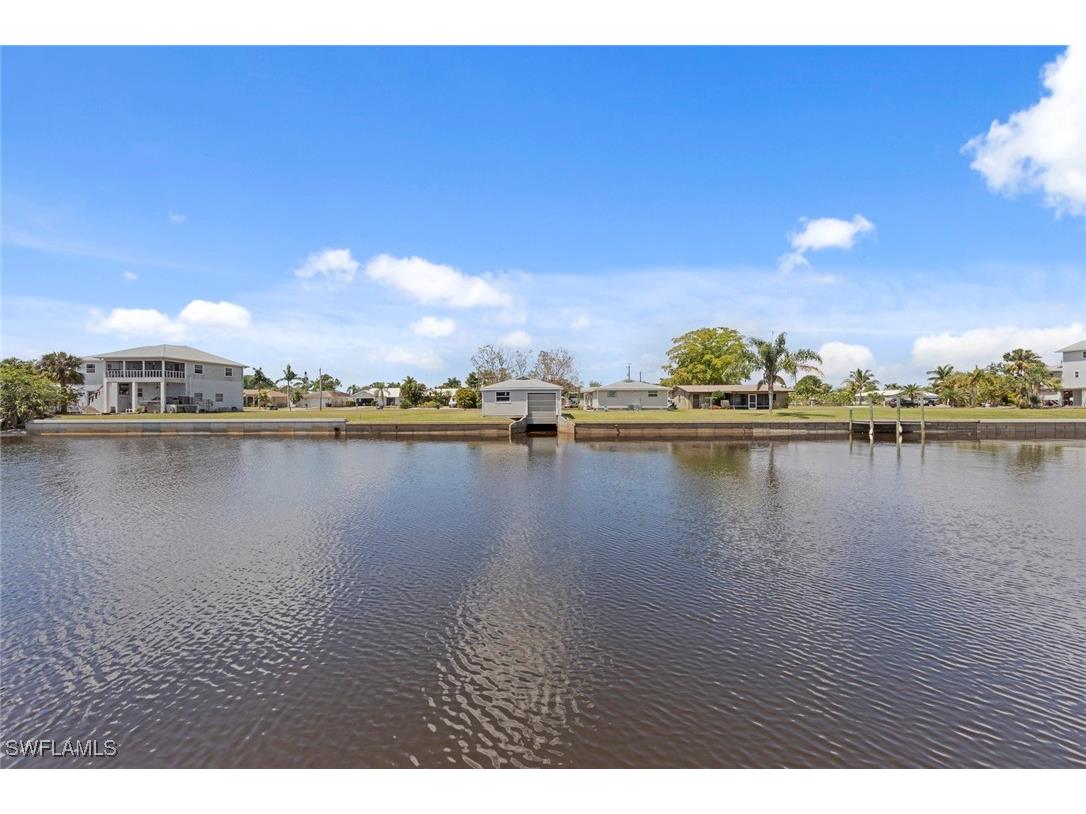2107 Saint Croix Avenue Fort Myers FL 33905 225036298 image43