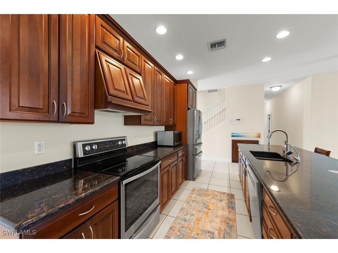 2107 Saint Croix Avenue Fort Myers FL 33905 225036298 image8