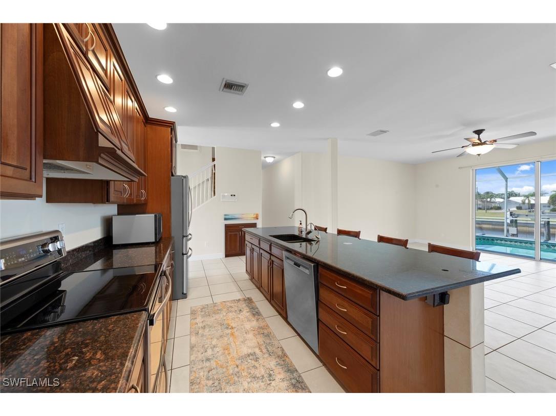 2107 Saint Croix Avenue Fort Myers FL 33905 225036298 image9