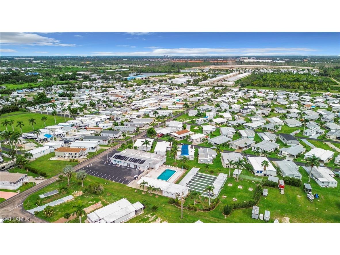 211 Derwent Boulevard Fort Myers FL 33908 223083817 image10
