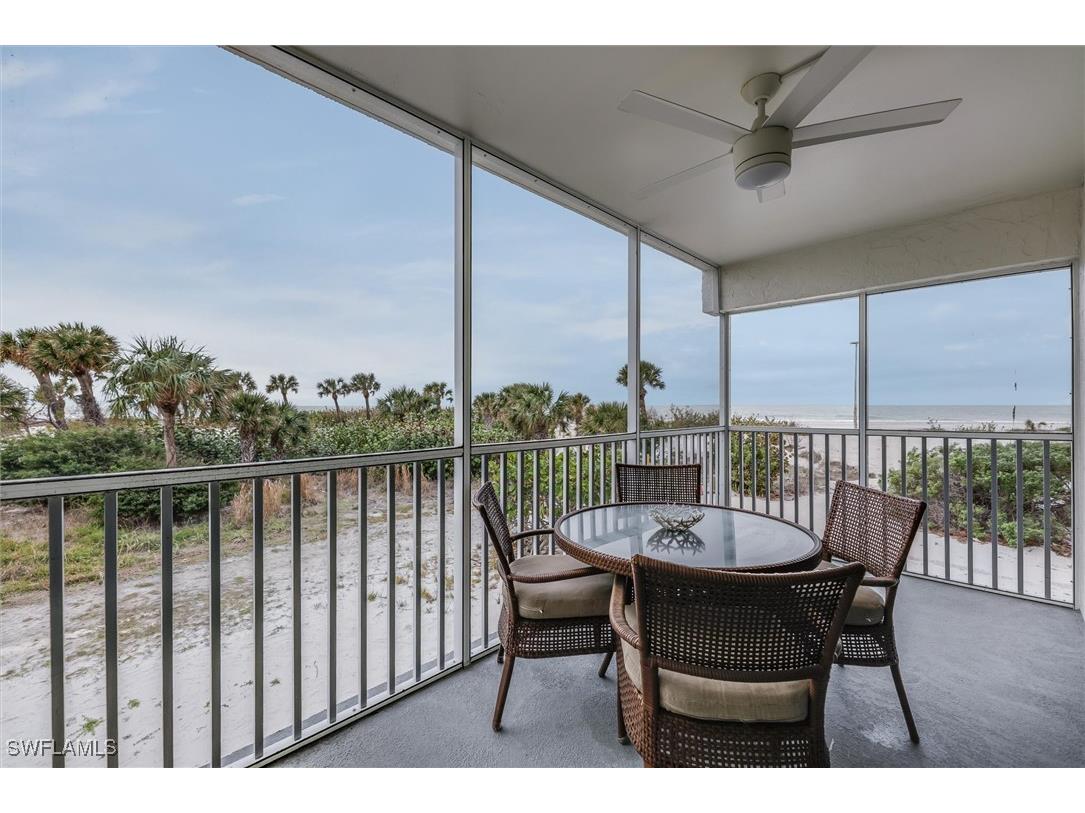 2117 Gulf Beach Villas Captiva FL 33924 225008378 image18