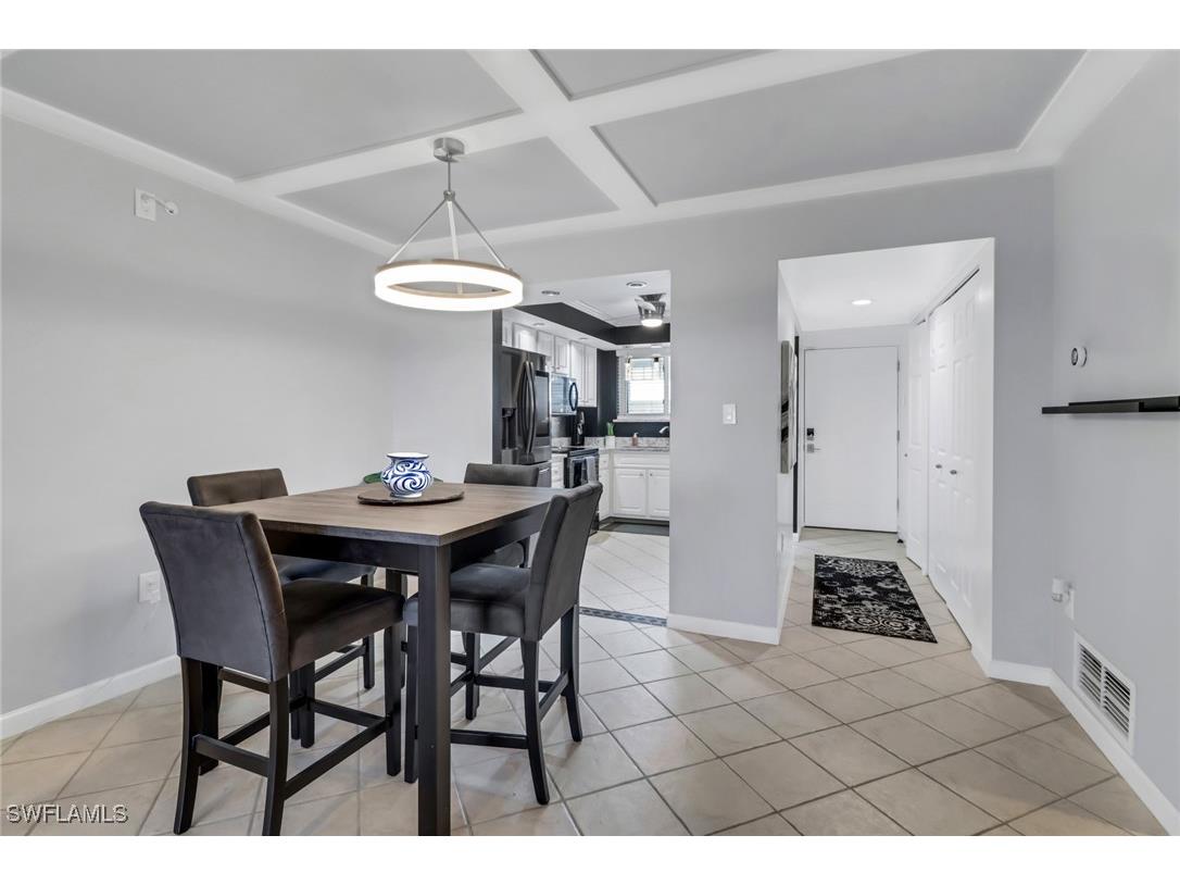 2121 Collier Avenue #401 Fort Myers FL 33901 225005433 image4