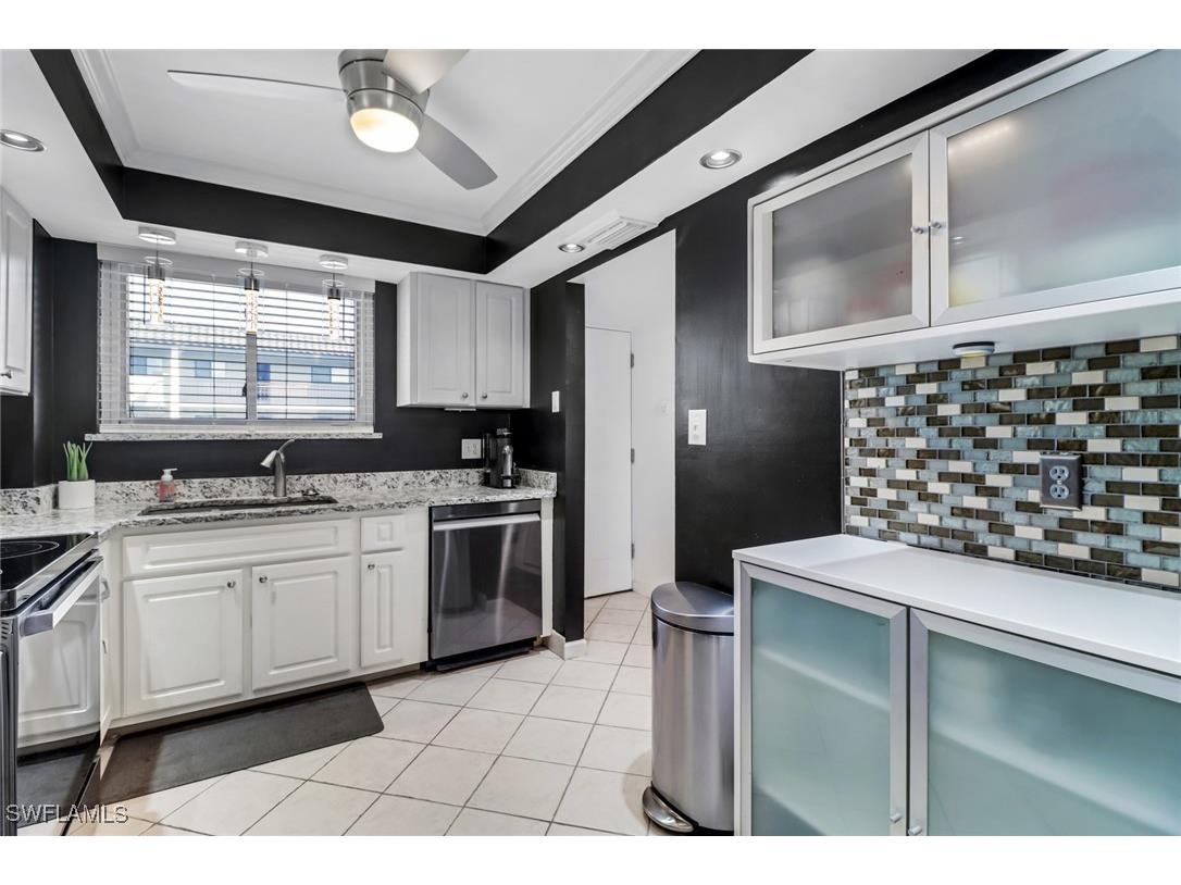 2121 Collier Avenue #401 Fort Myers FL 33901 225005433 image6