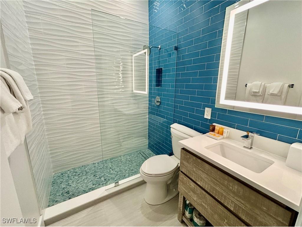 2122 Gulf Beach Villas Captiva FL 33924 225029470 image14