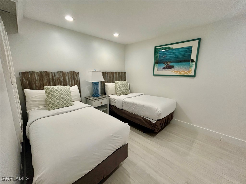 2122 Gulf Beach Villas Captiva FL 33924 225029470 image8