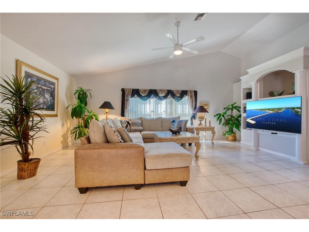 2122 SW 48th Terrace Cape Coral FL 33914 225008208 image6