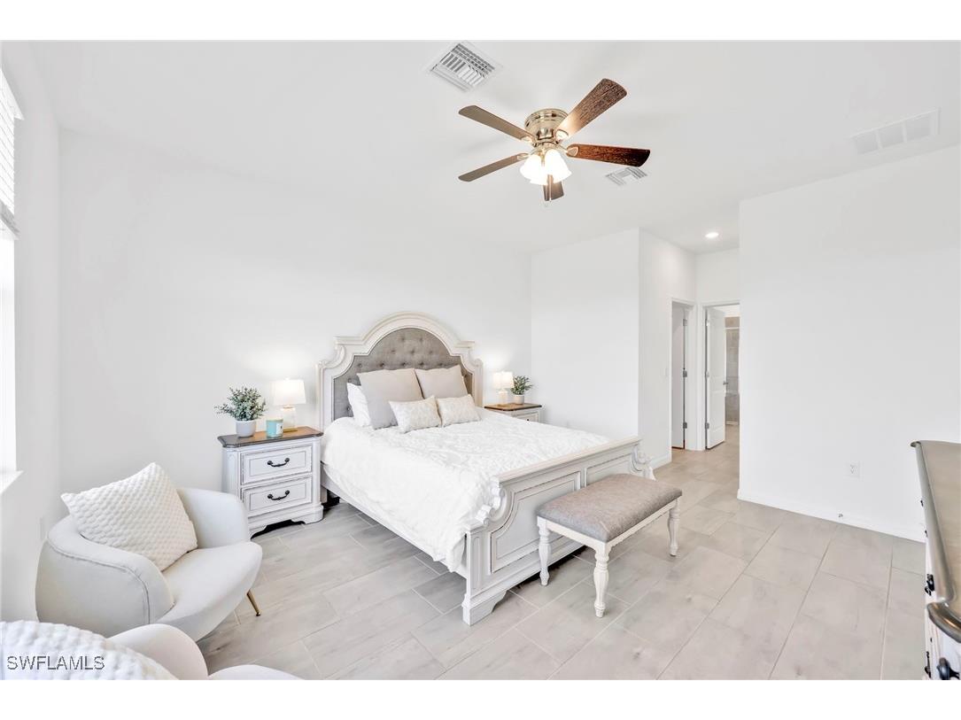 2127 Hamlin Street Naples FL 34120 225047712 image19