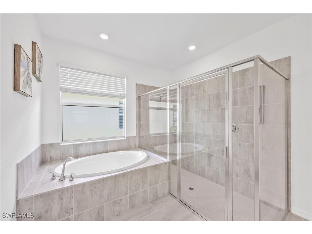 2127 Hamlin Street Naples FL 34120 225047712 image22