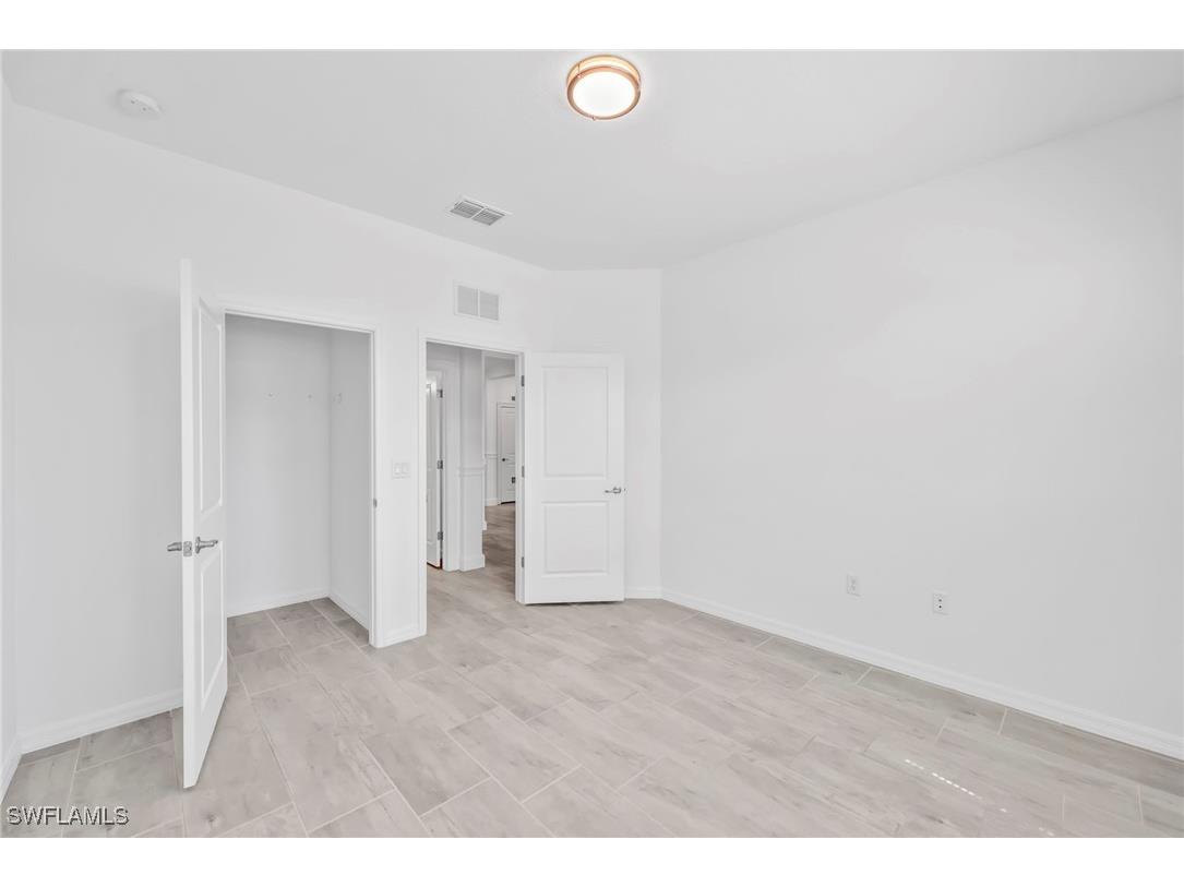 2127 Hamlin Street Naples FL 34120 225047712 image26