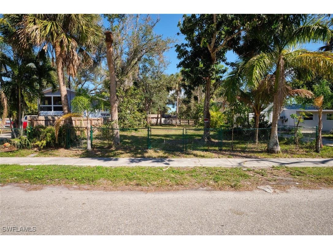 213 Delray Avenue Fort Myers FL 33905 225011883 image1