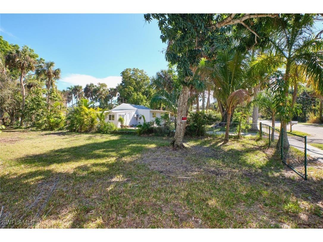 213 Delray Avenue Fort Myers FL 33905 225011883 image5