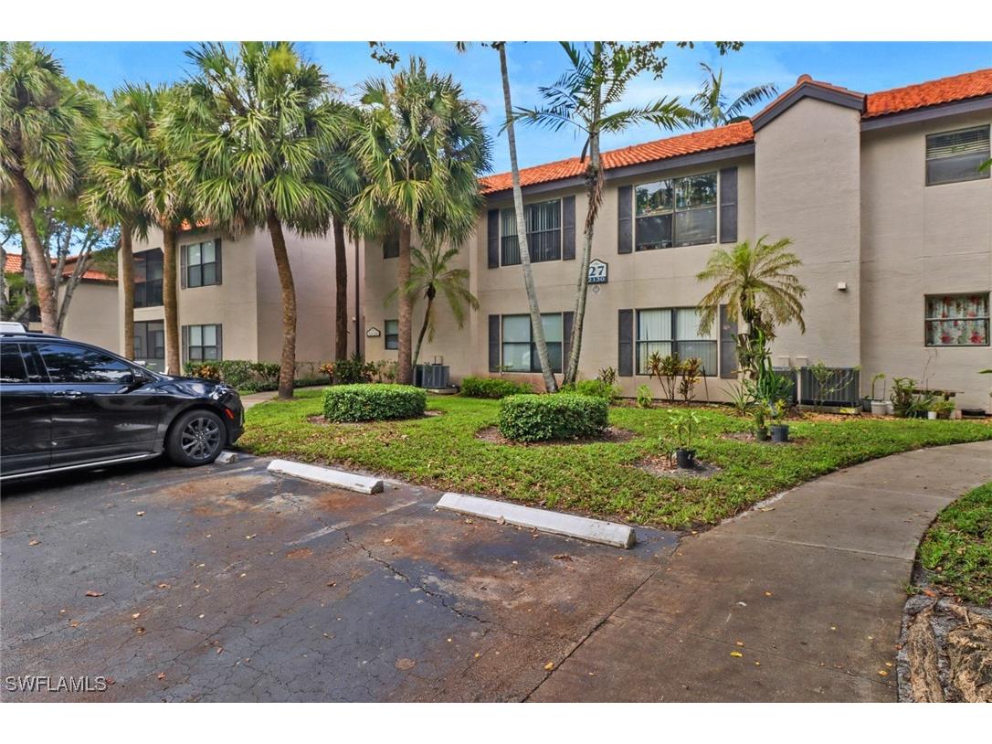 2130 Arbour Walk Circle #2724 Naples FL 34109 225023332 image1