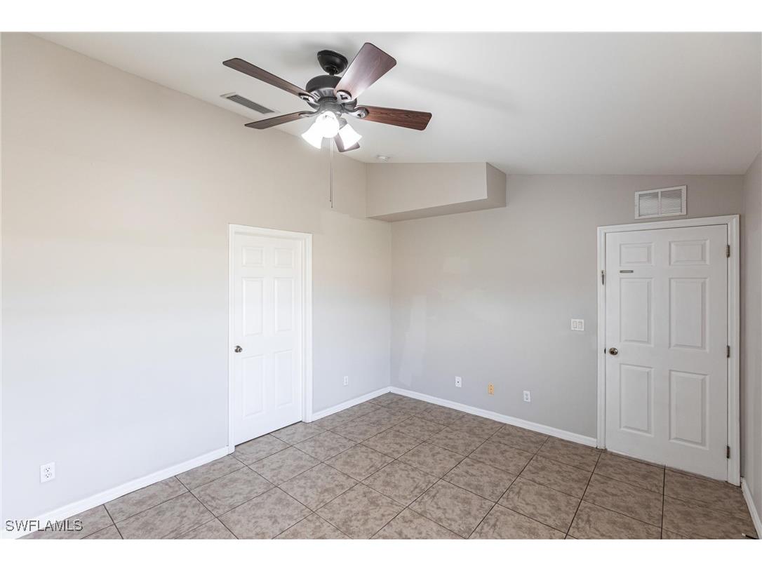 2130 NE 8th Place Cape Coral FL 33909 225035399 image17