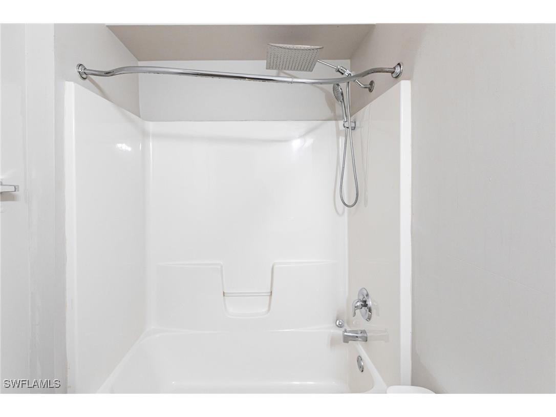 2130 NE 8th Place Cape Coral FL 33909 225035399 image20