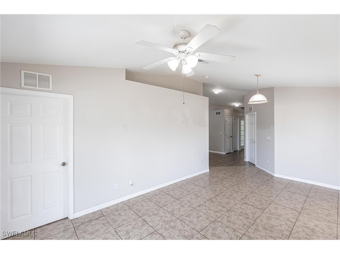 2130 NE 8th Place Cape Coral FL 33909 225035399 image7