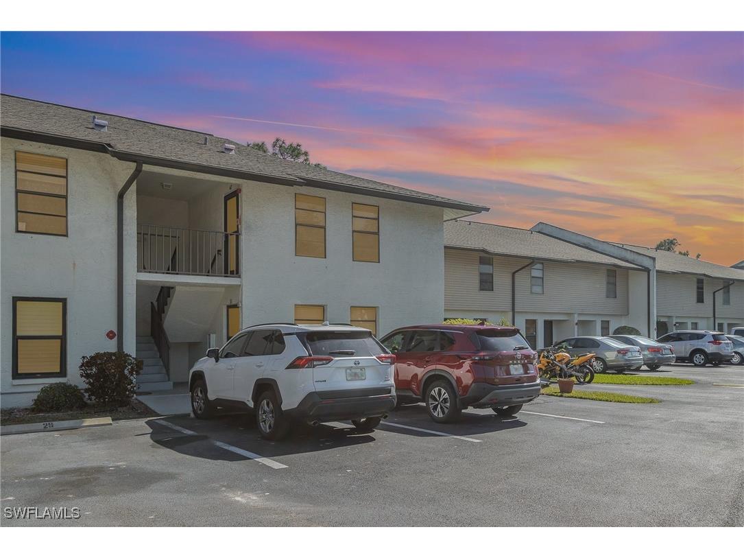 2135 Crystal Drive #31 Fort Myers FL 33907 225016179 image1