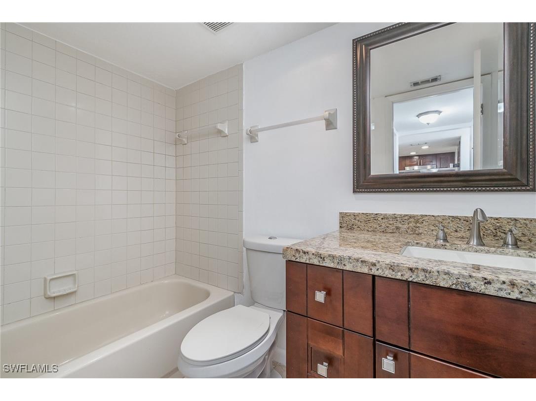 2135 Crystal Drive #31 Fort Myers FL 33907 225016179 image18