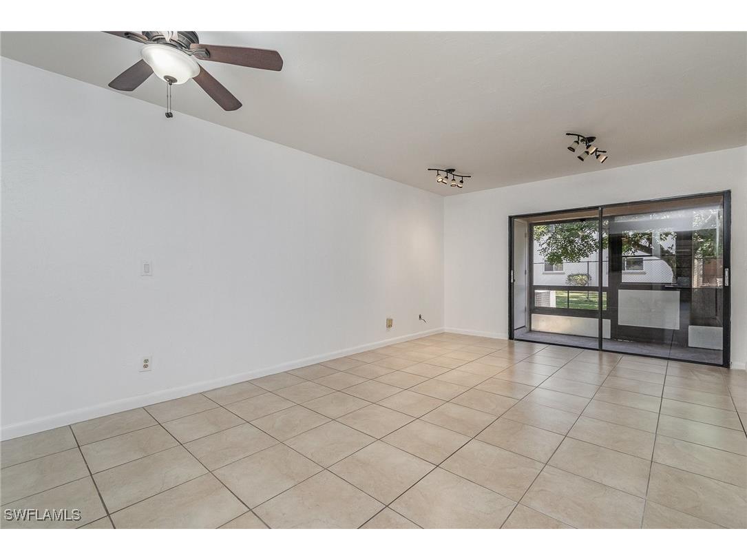 2135 Crystal Drive #31 Fort Myers FL 33907 225016179 image7