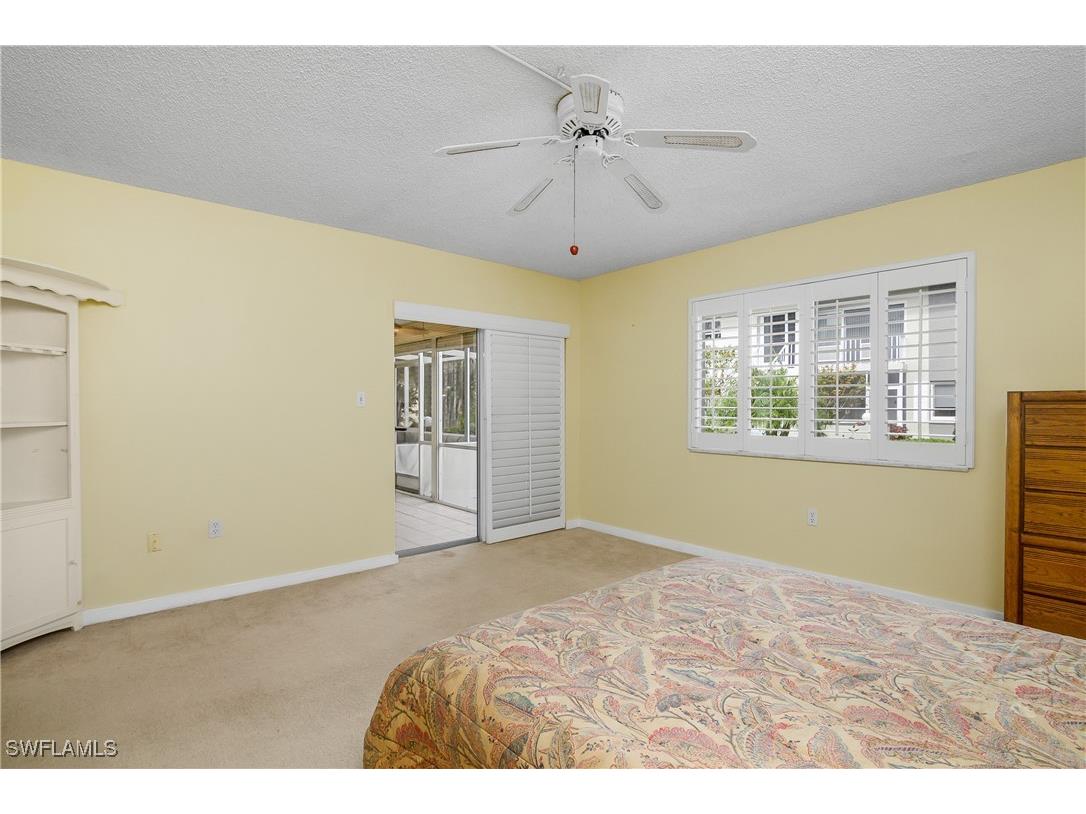 215 Cypress Way E #B2 Naples FL 34110 225004572 image11