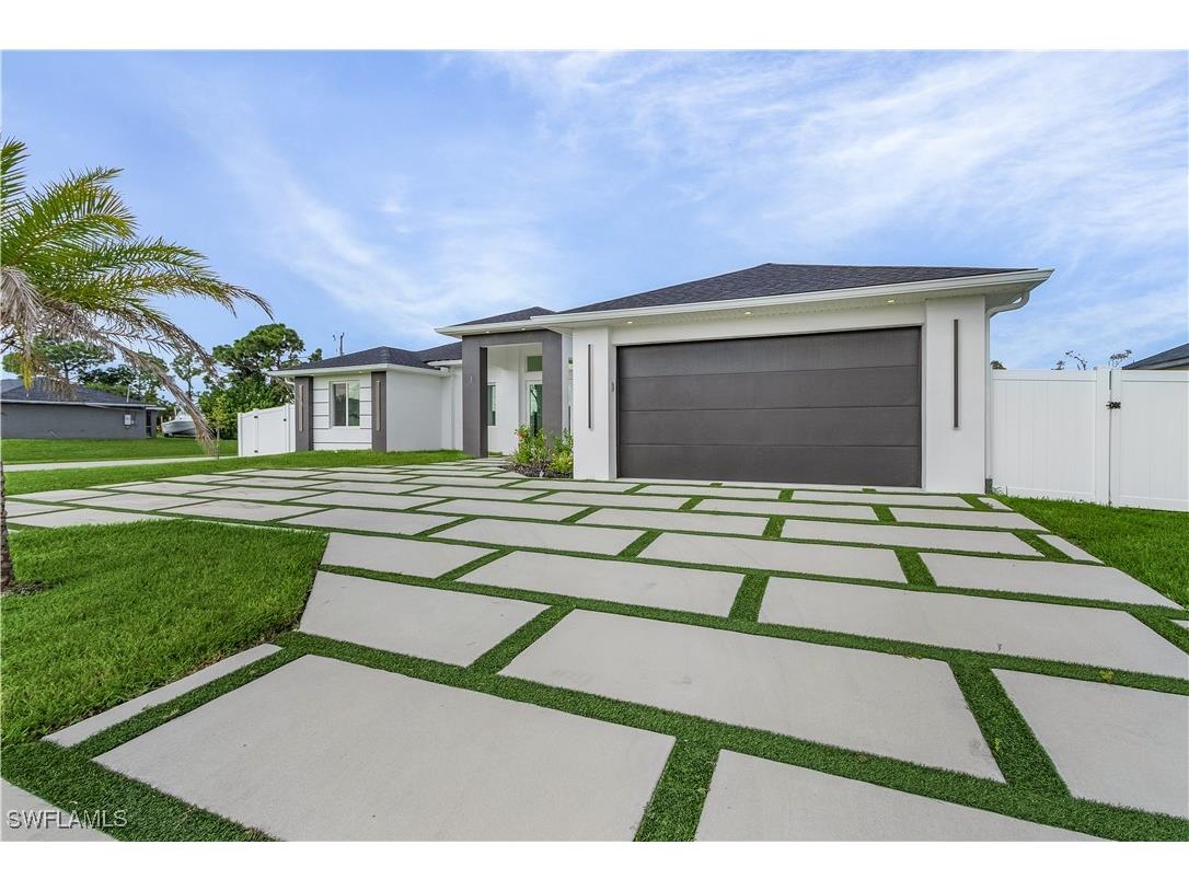 216 Chiquita Boulevard N Cape Coral FL 33993 224077552 image1