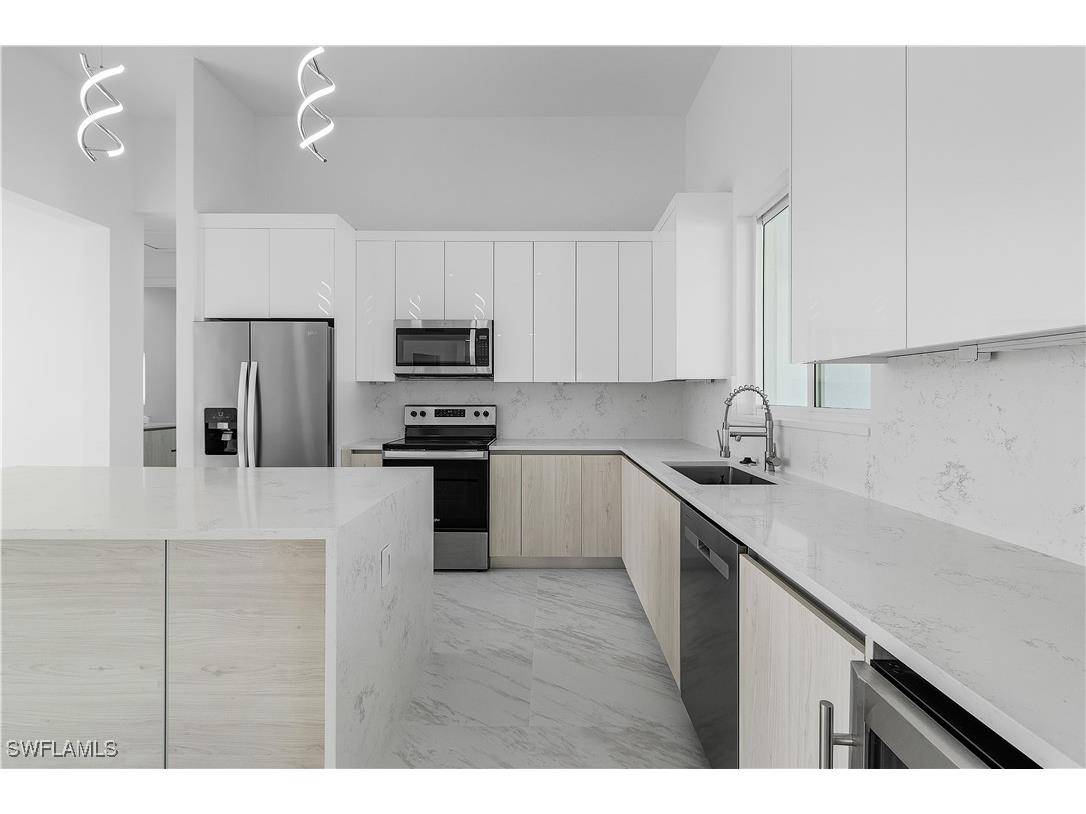 216 Chiquita Boulevard N Cape Coral FL 33993 224077552 image10