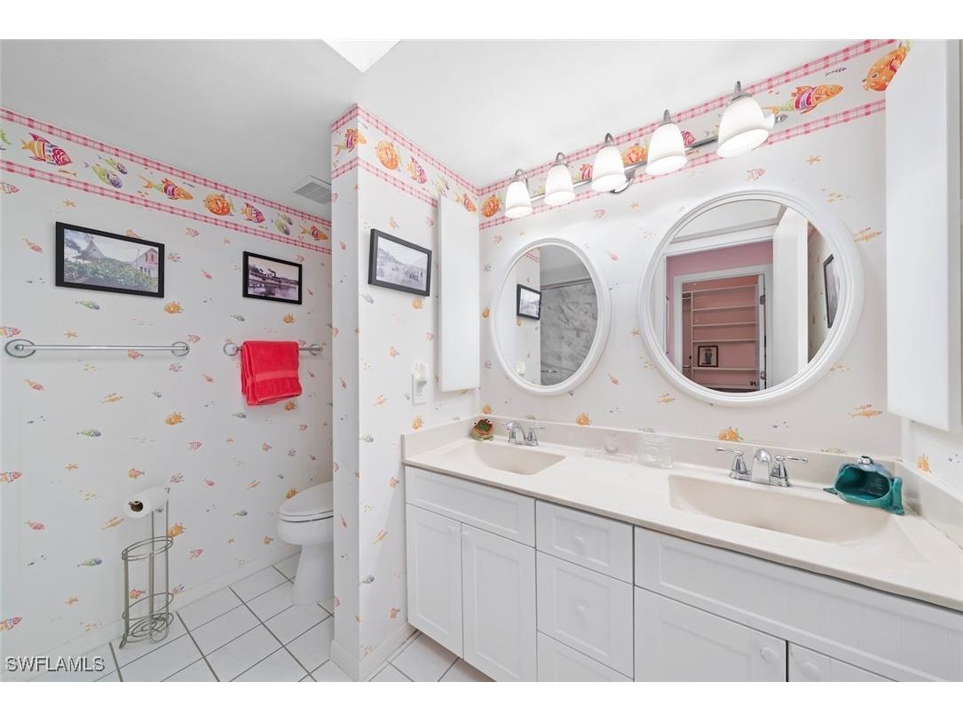 2162 Egret Circle Sanibel FL 33957 225037140 image26