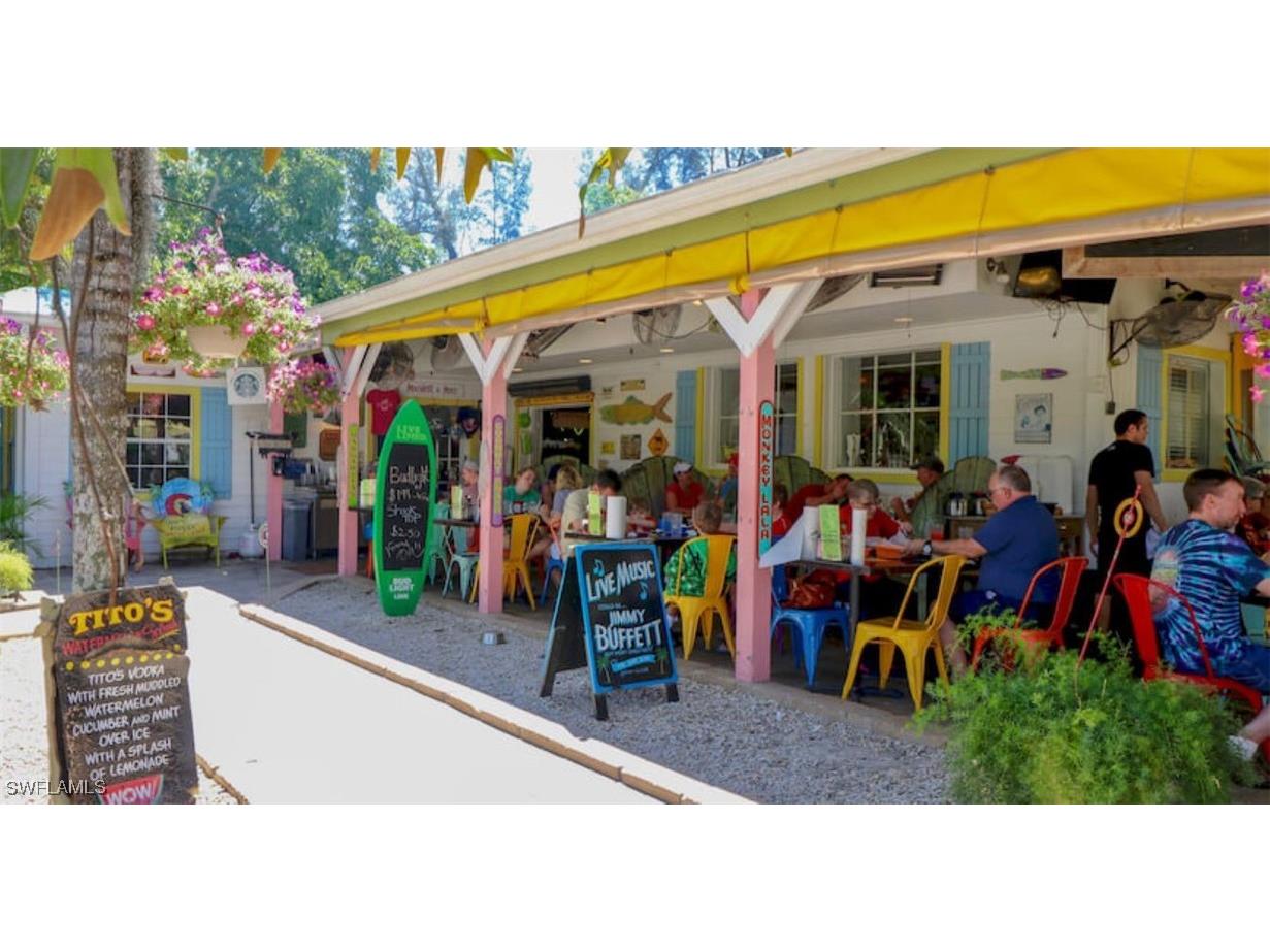 2163 & 2153 Periwinkle Way Sanibel FL 33957 225016441 image20