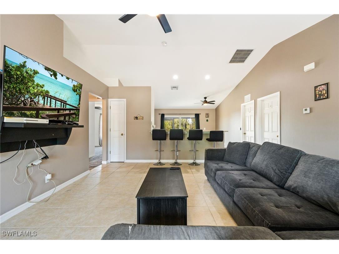 217 Manatee Street Fort Myers FL 33913 225037961 image15