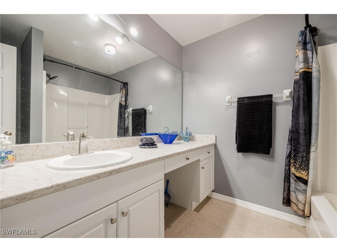 217 Manatee Street Fort Myers FL 33913 225037961 image7