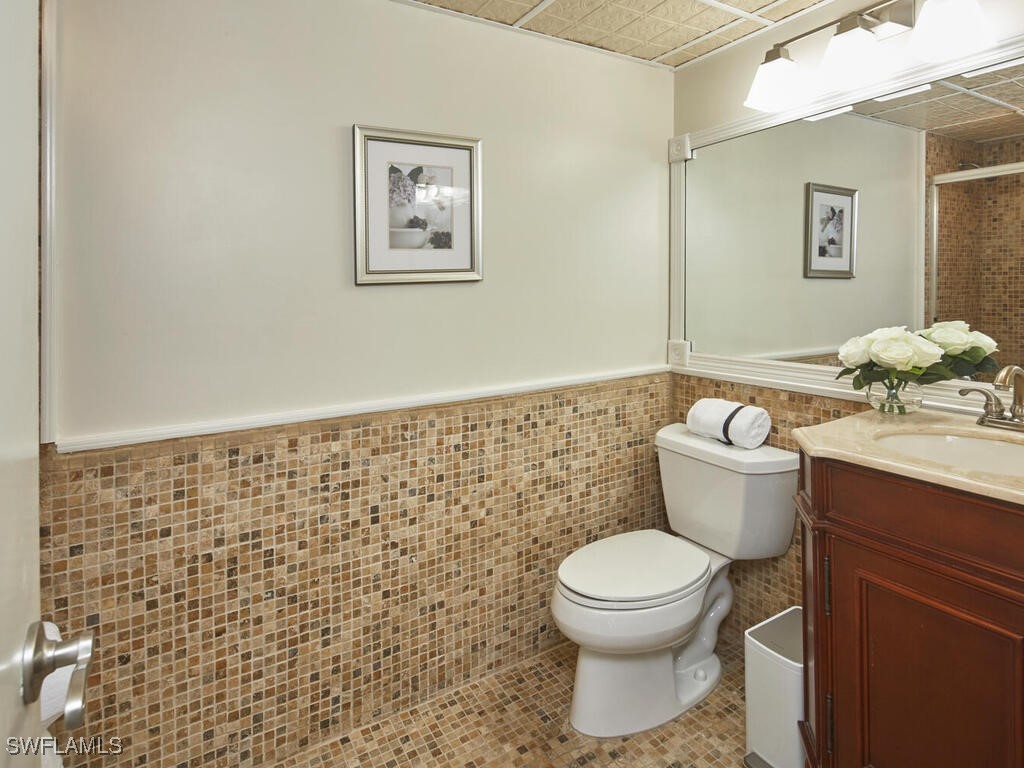 2170 Gulf Shore Boulevard N #51W Naples FL 34102 225016581 image12