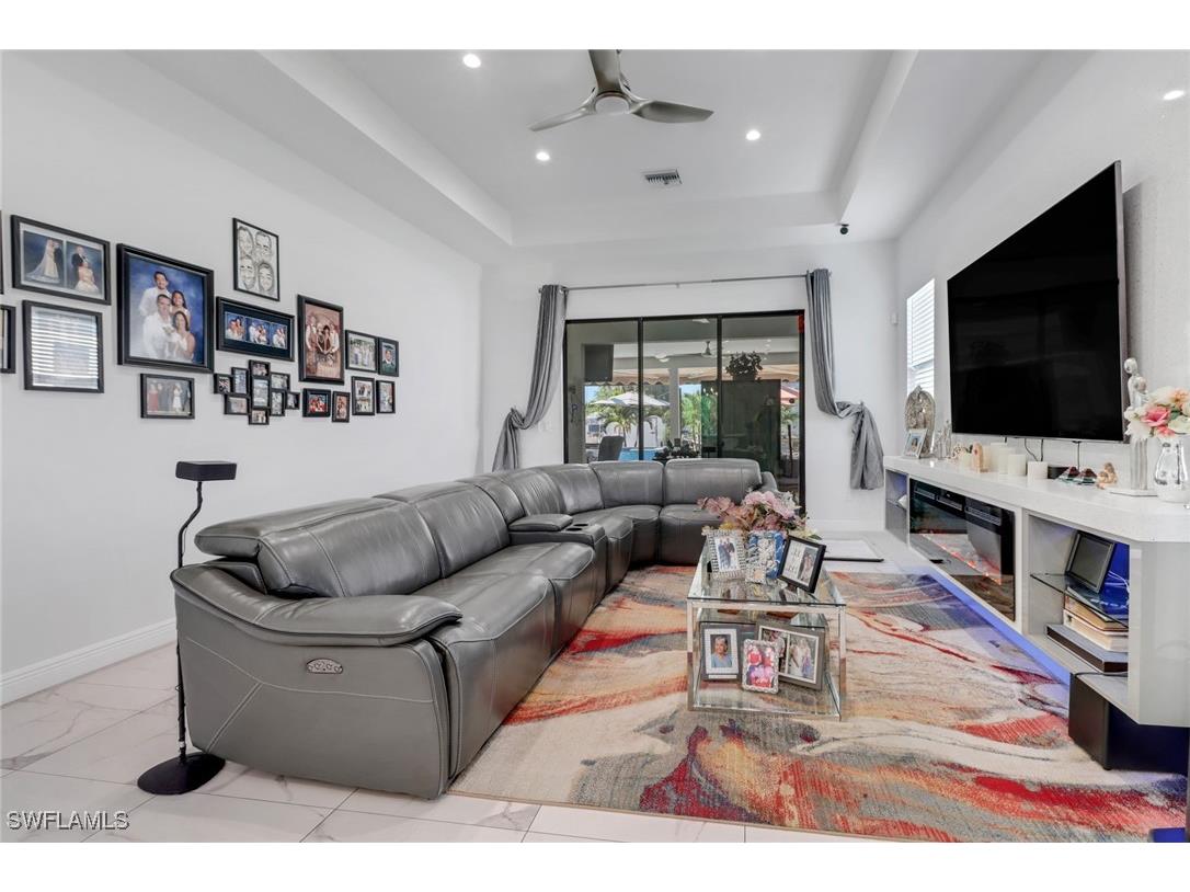 218 22nd Avenue NE Naples FL 34120 225038551 image7