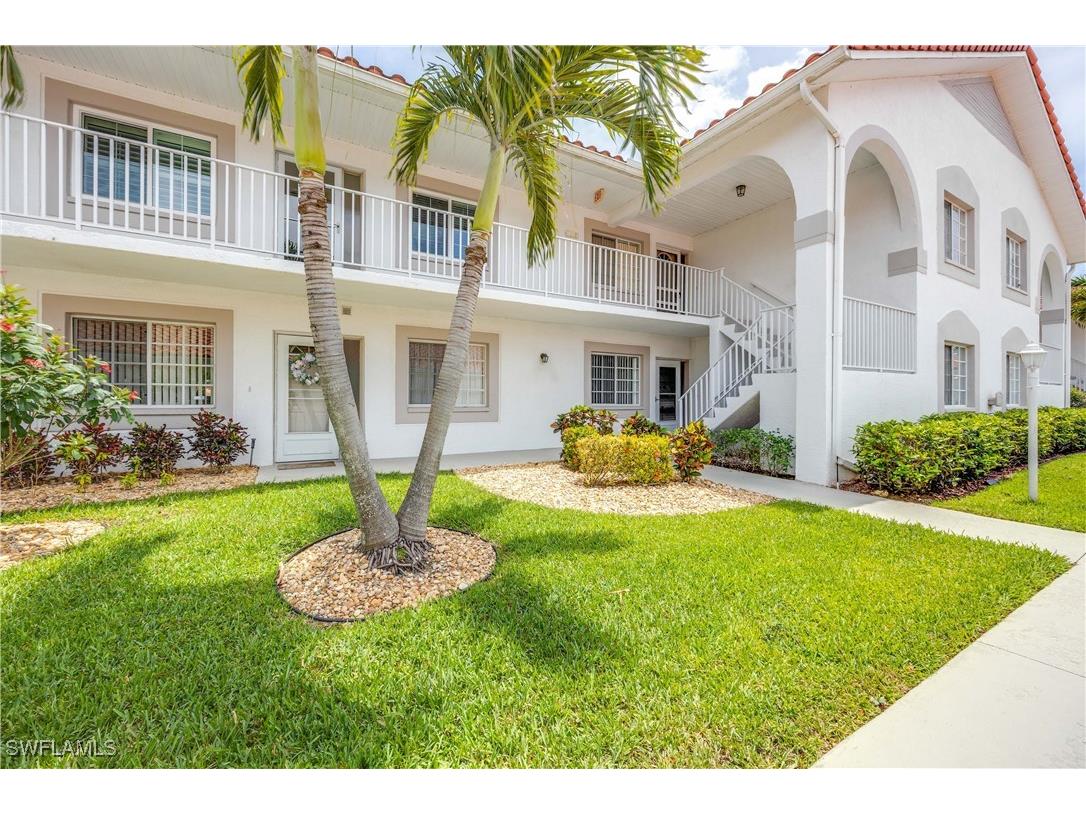 218 Gabriel Circle #3805 Naples FL 34104 225044173 image1