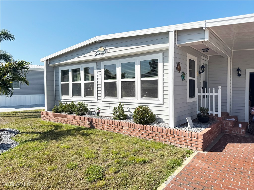 218 Nicklaus Boulevard North Fort Myers FL 33903 225033500 image2