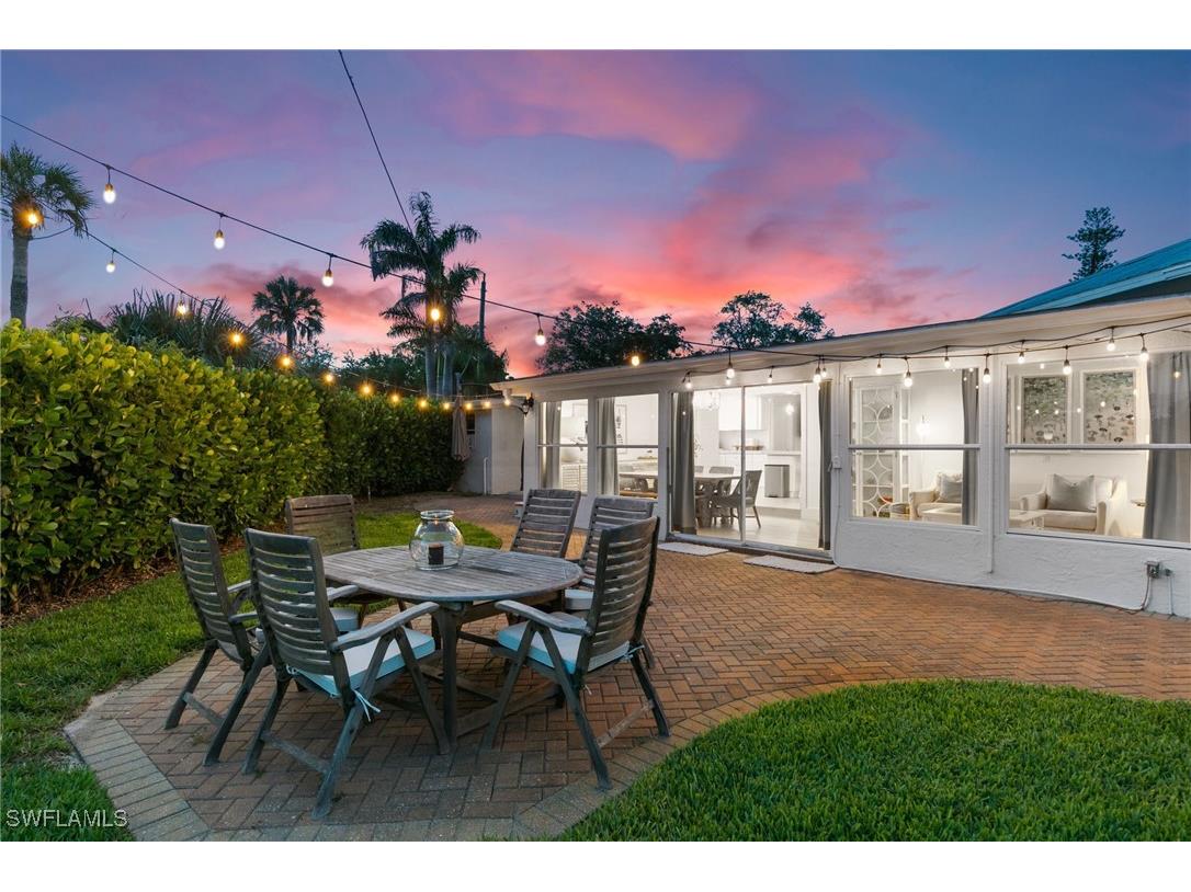 2180 Harbor Lane Naples FL 34104 225025665 image27